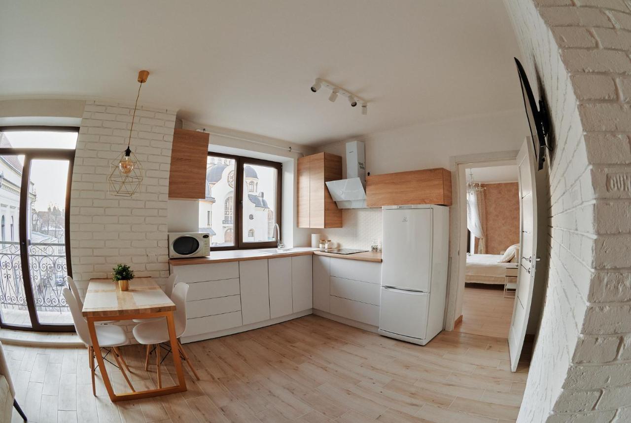 City Centre Apartment コロムィーヤ エクステリア 写真