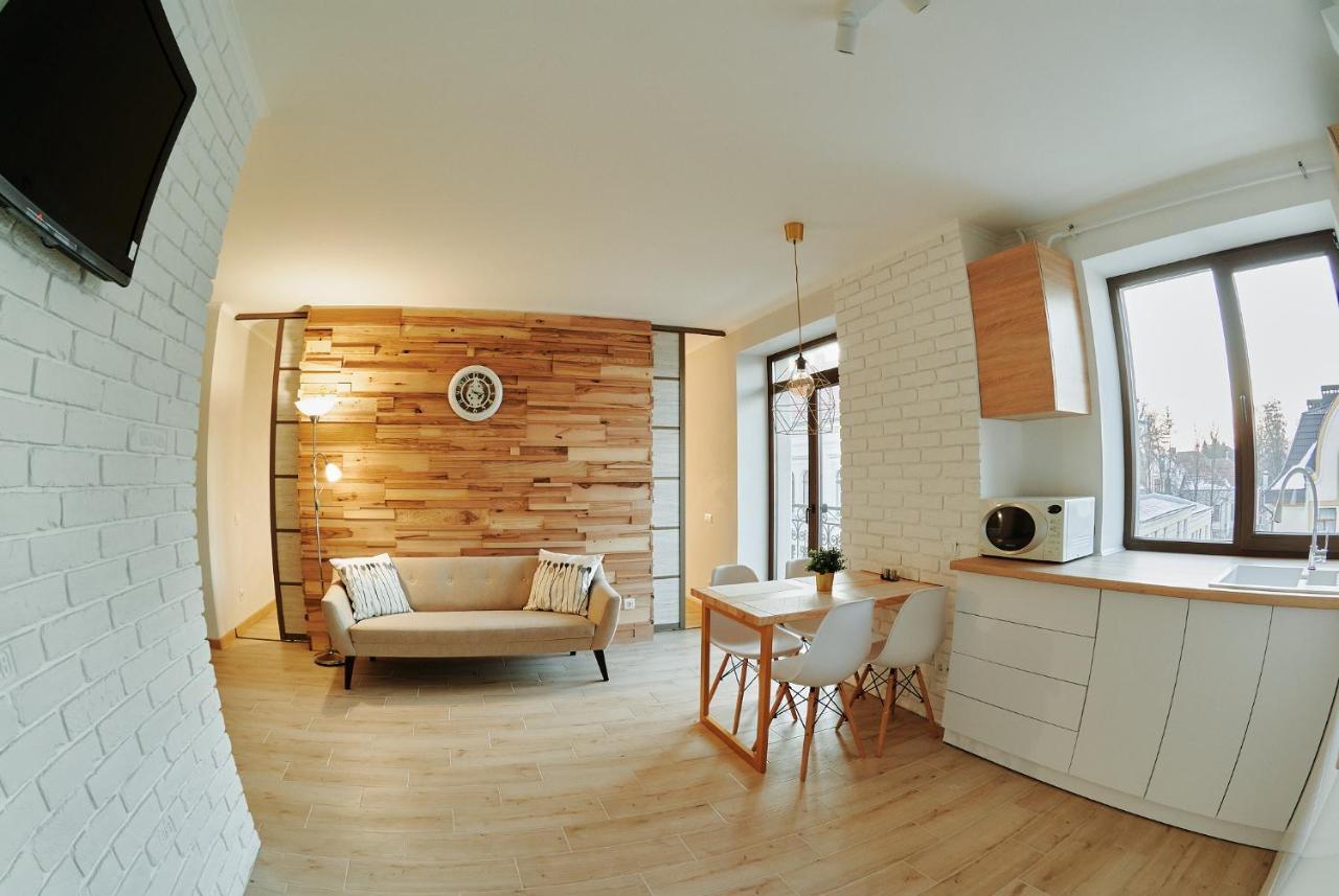City Centre Apartment コロムィーヤ エクステリア 写真