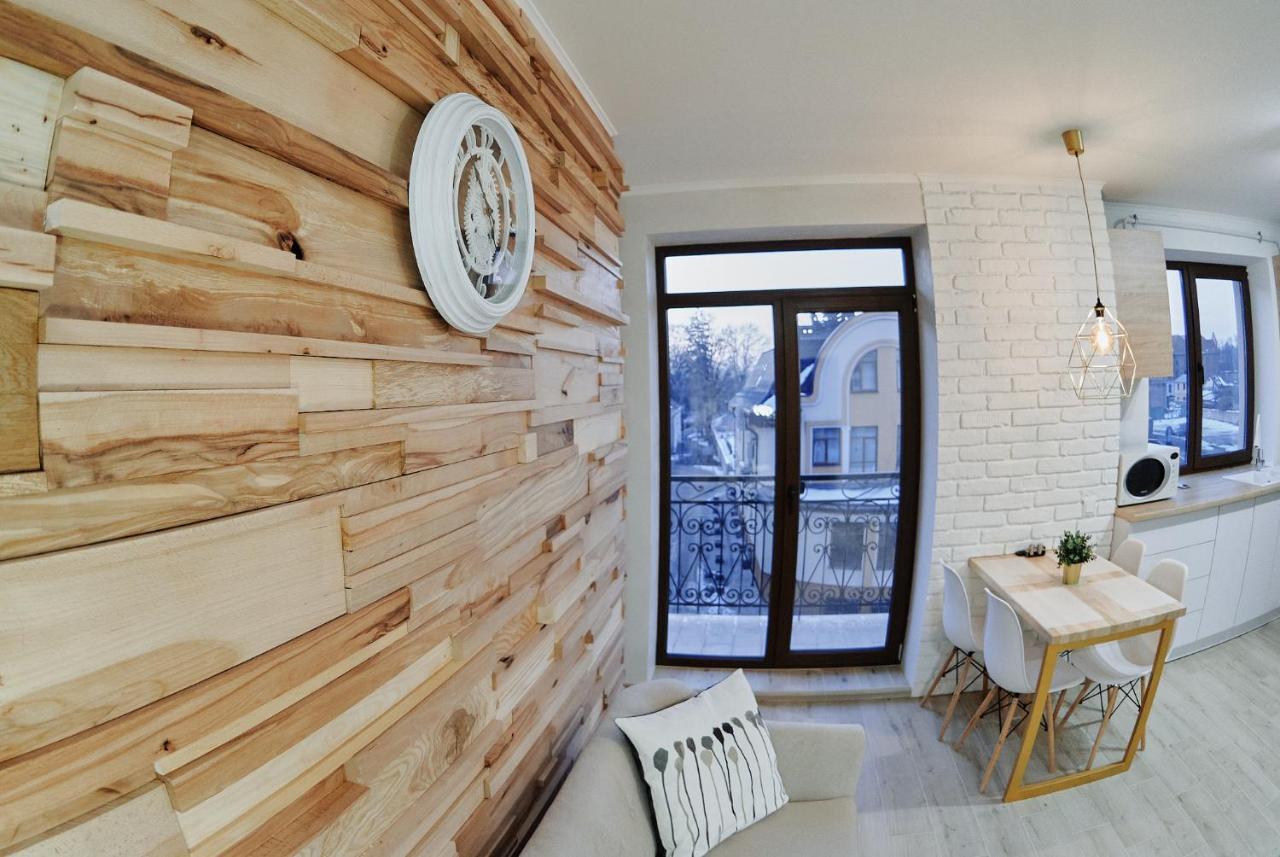 City Centre Apartment コロムィーヤ エクステリア 写真