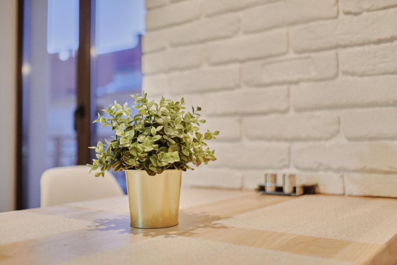 City Centre Apartment コロムィーヤ エクステリア 写真